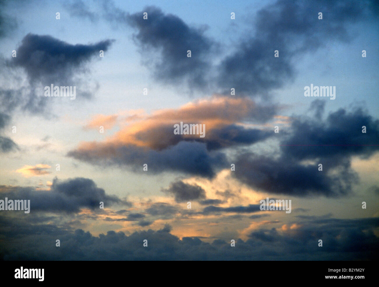 Cloudy blue sky clouds hi-res stock photography and images - Alamy