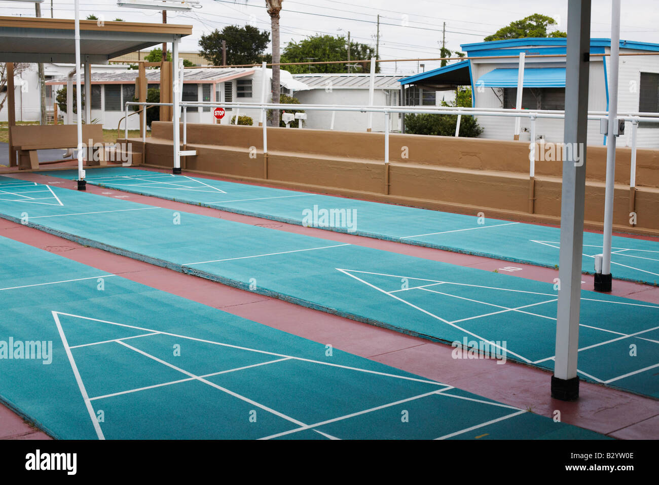Shuffleboard Game in Trailer Park, Florida, USA Stock Photo Alamy