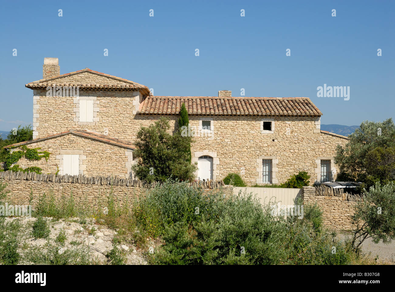 Rural house in the Provence, France Stock Photo - Alamy