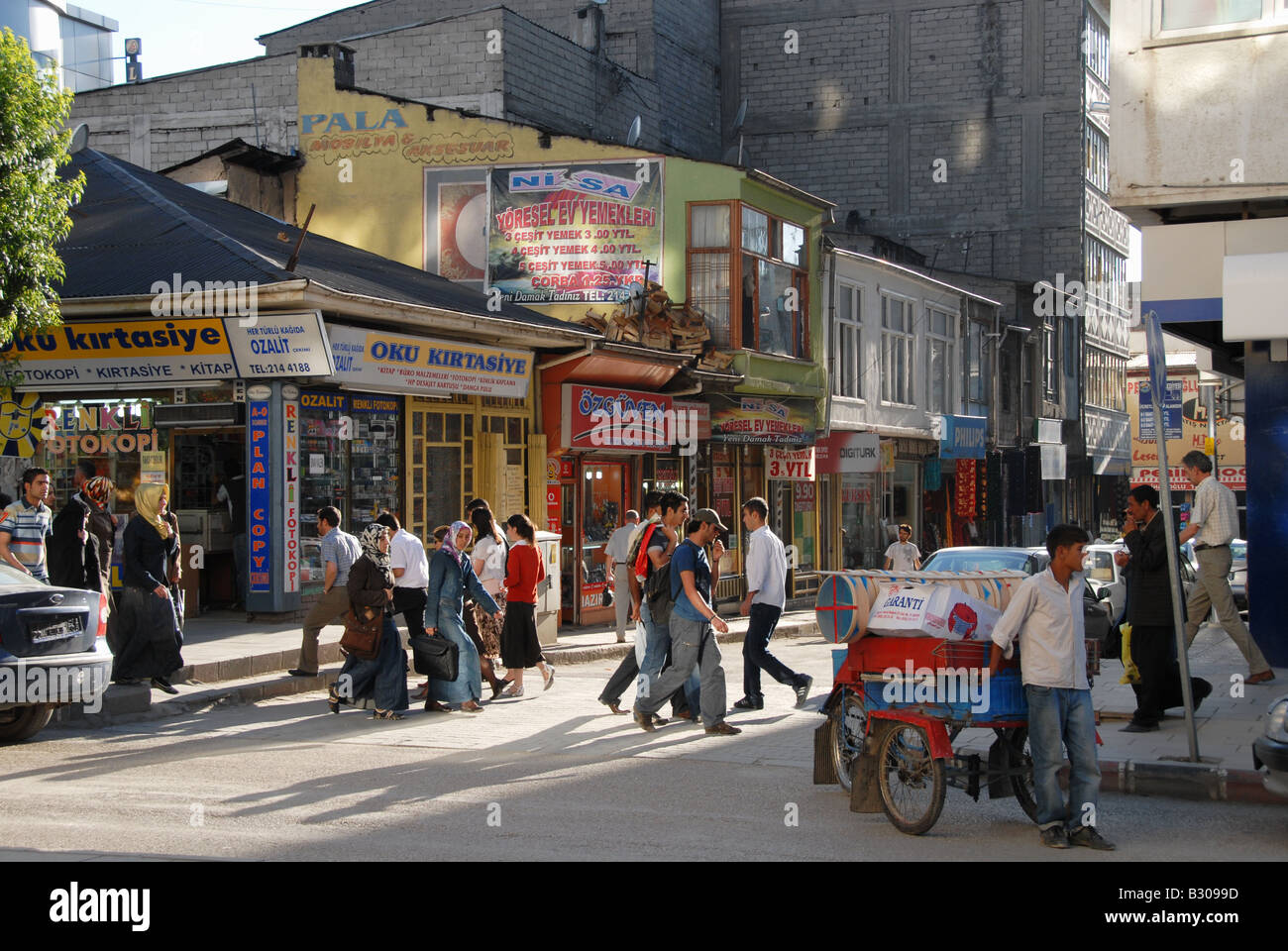Shops and pavements in Van East Turkey Stock Photo Alamy