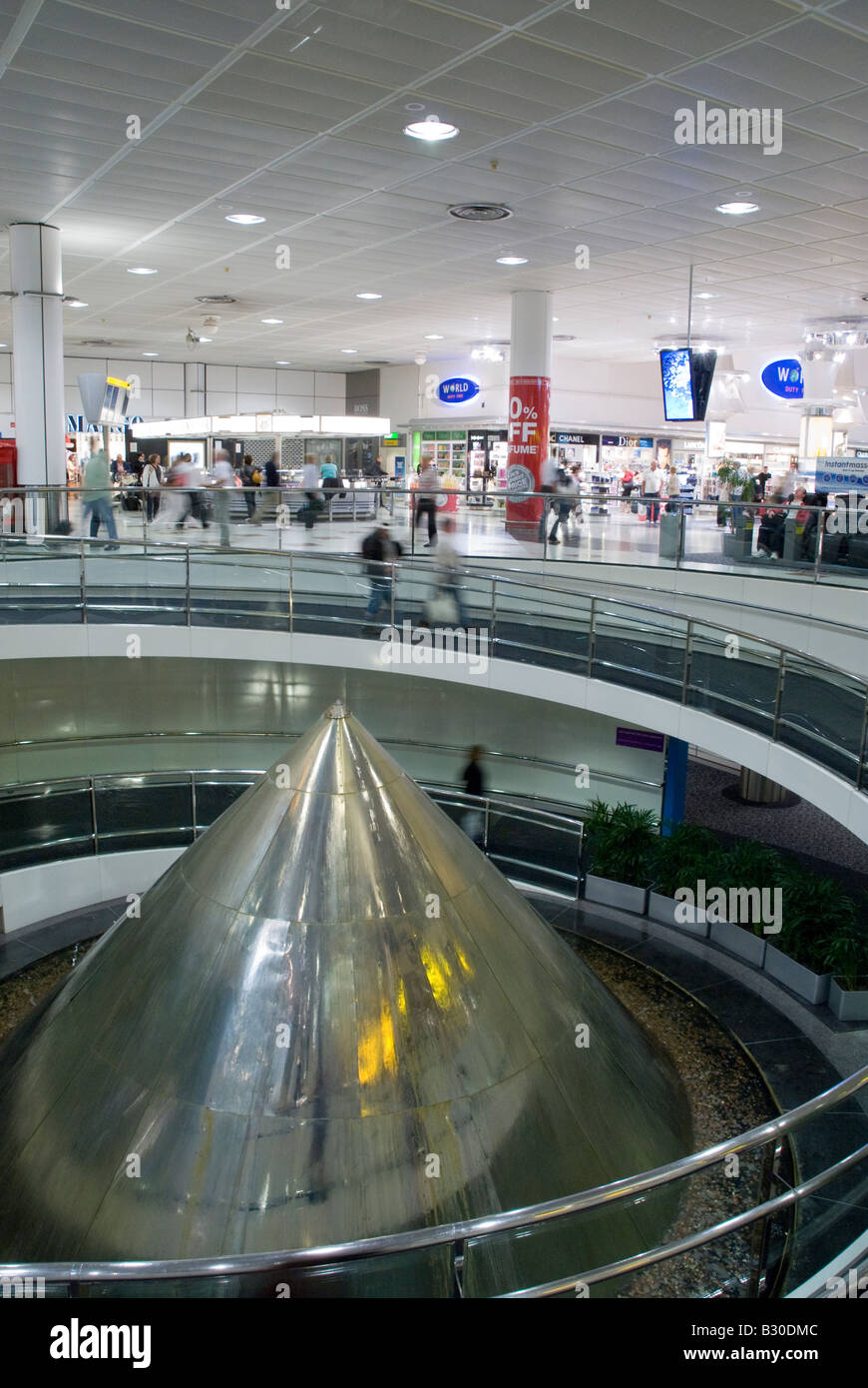 Departure hall at Gatwick north terminal Stock Photo Alamy