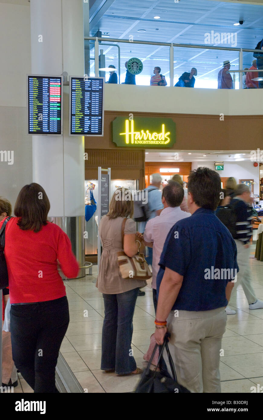 Departure hall at Gatwick north terminal Stock Photo Alamy