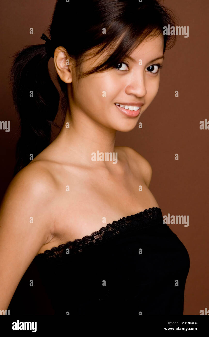 Skinny black teen girl in hi-res stock photography and images - Alamy