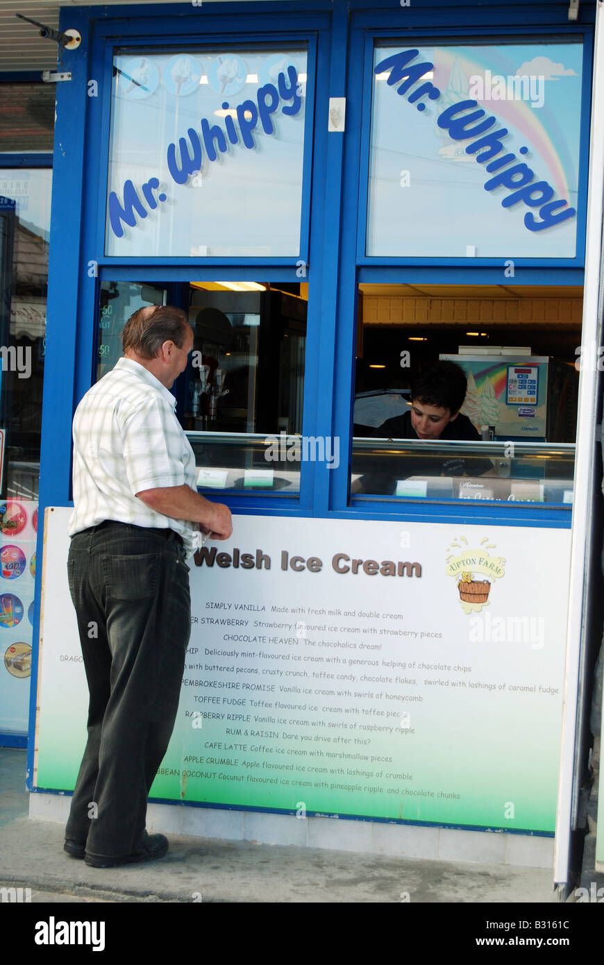 An ice cream shop in New Quay Stock Photo Alamy