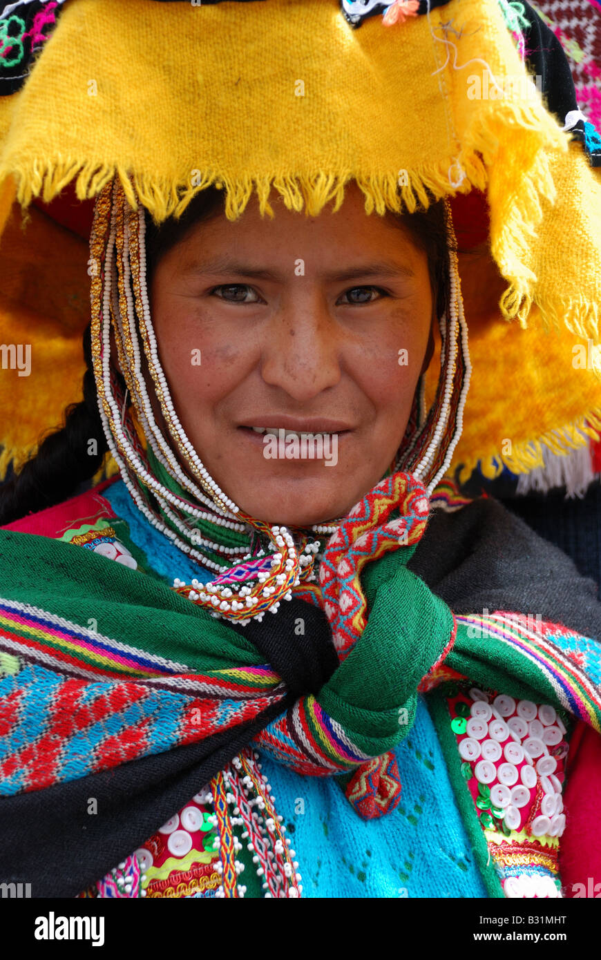 Peru, Indigenous Peruvian woman at Cuzco festival Stock Photo - Alamy