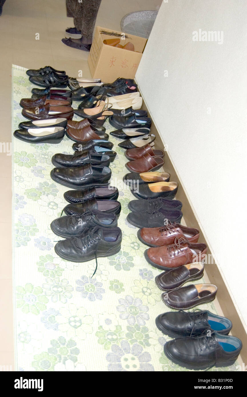 indoor japanese shoes