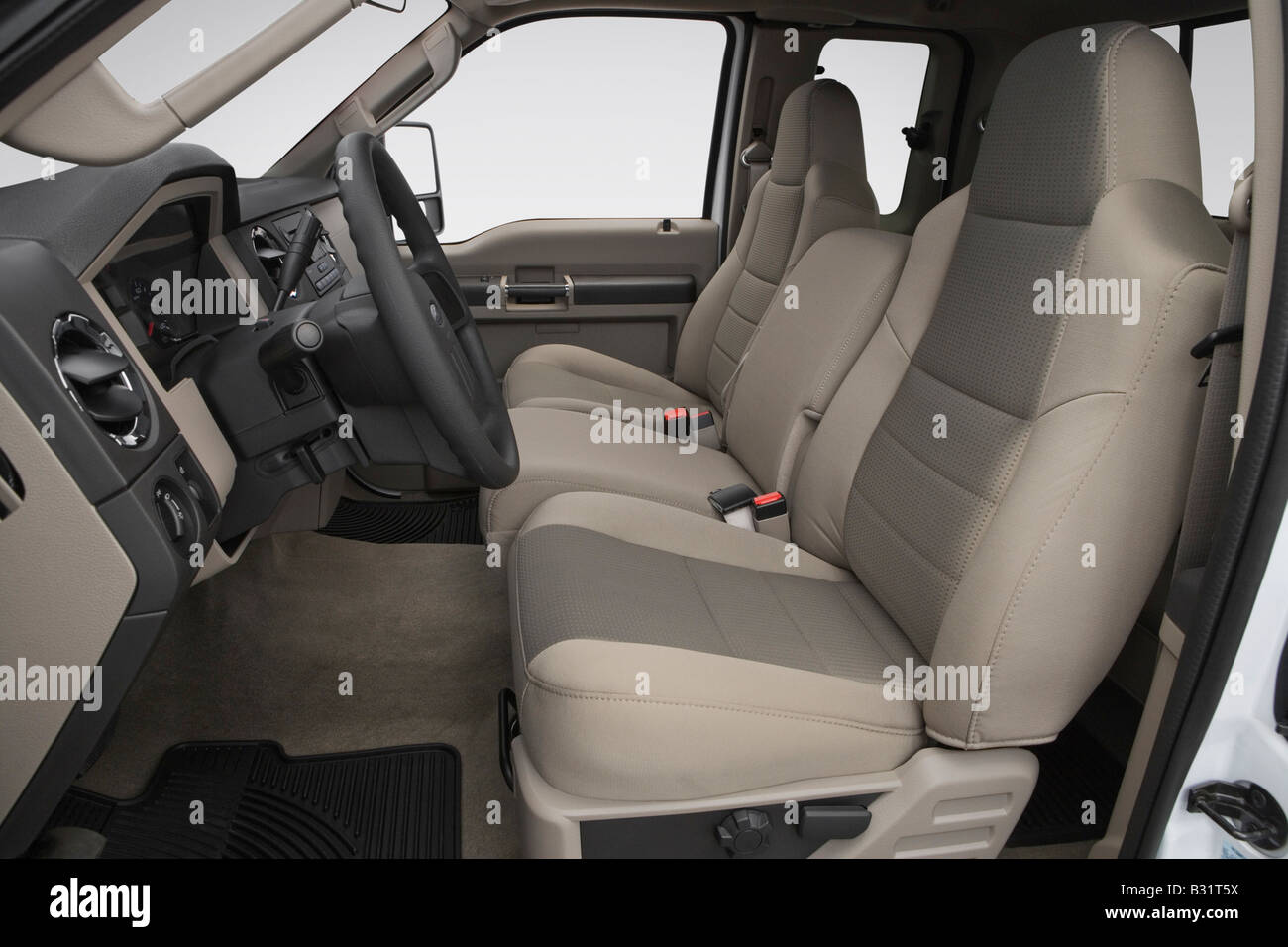 2008 Ford F-350 SD Chassis in White - Front seats Stock Photo