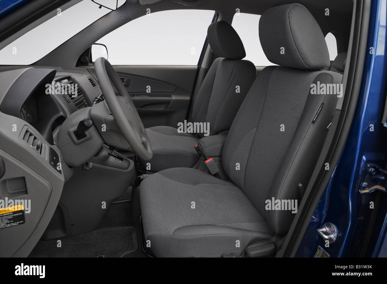 2008 Hyundai Tucson Gls In Blue Front Seats Stock Photo