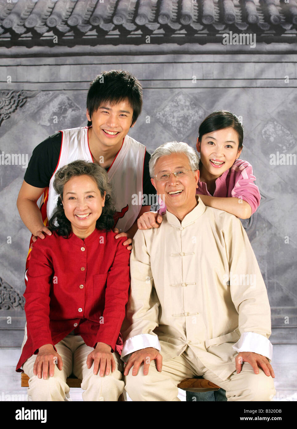 Family tradition happy asia hi-res stock photography and images - Alamy