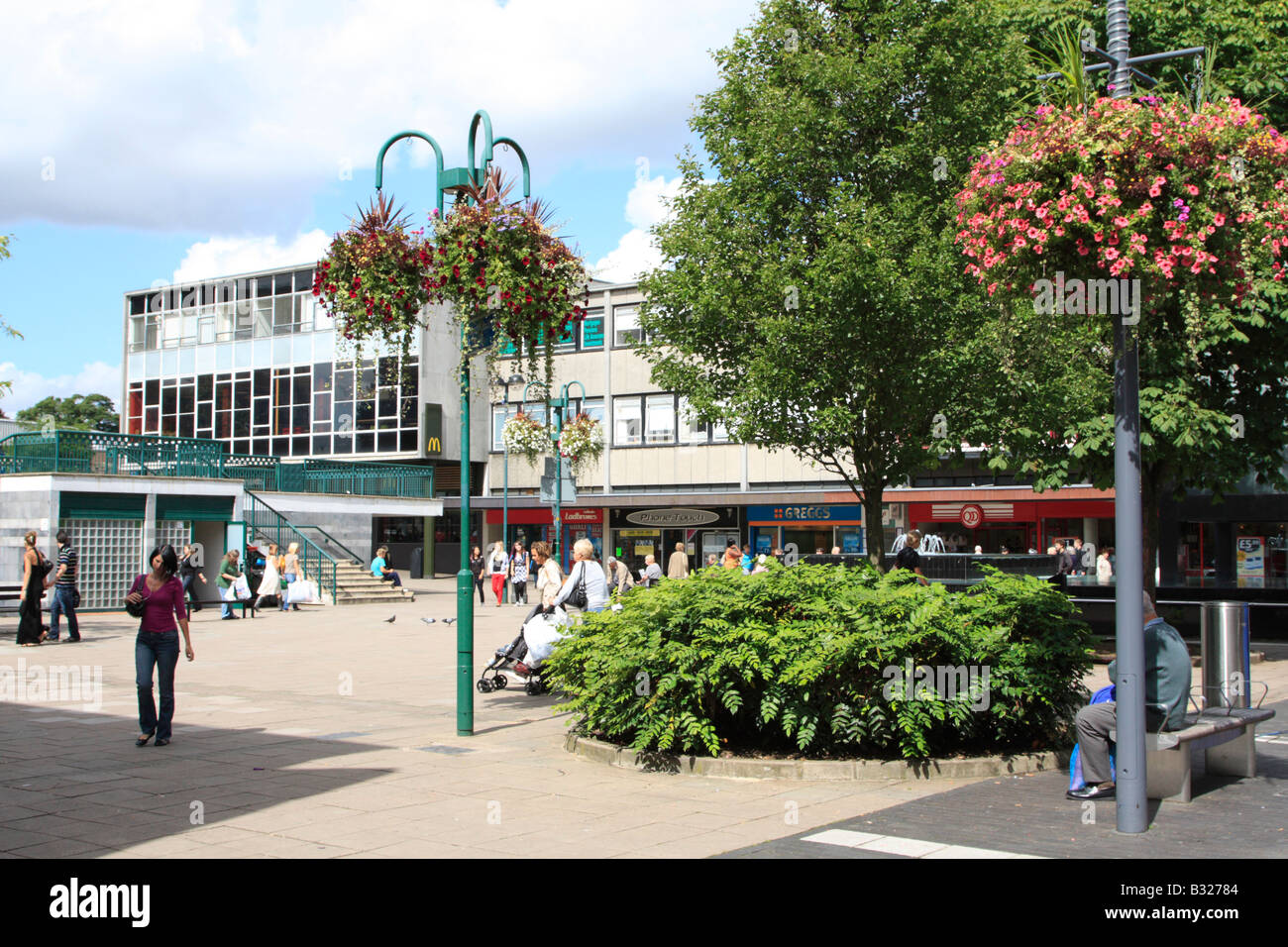 stevenage town centre shopping hertfordshire england uk gb Stock Photo