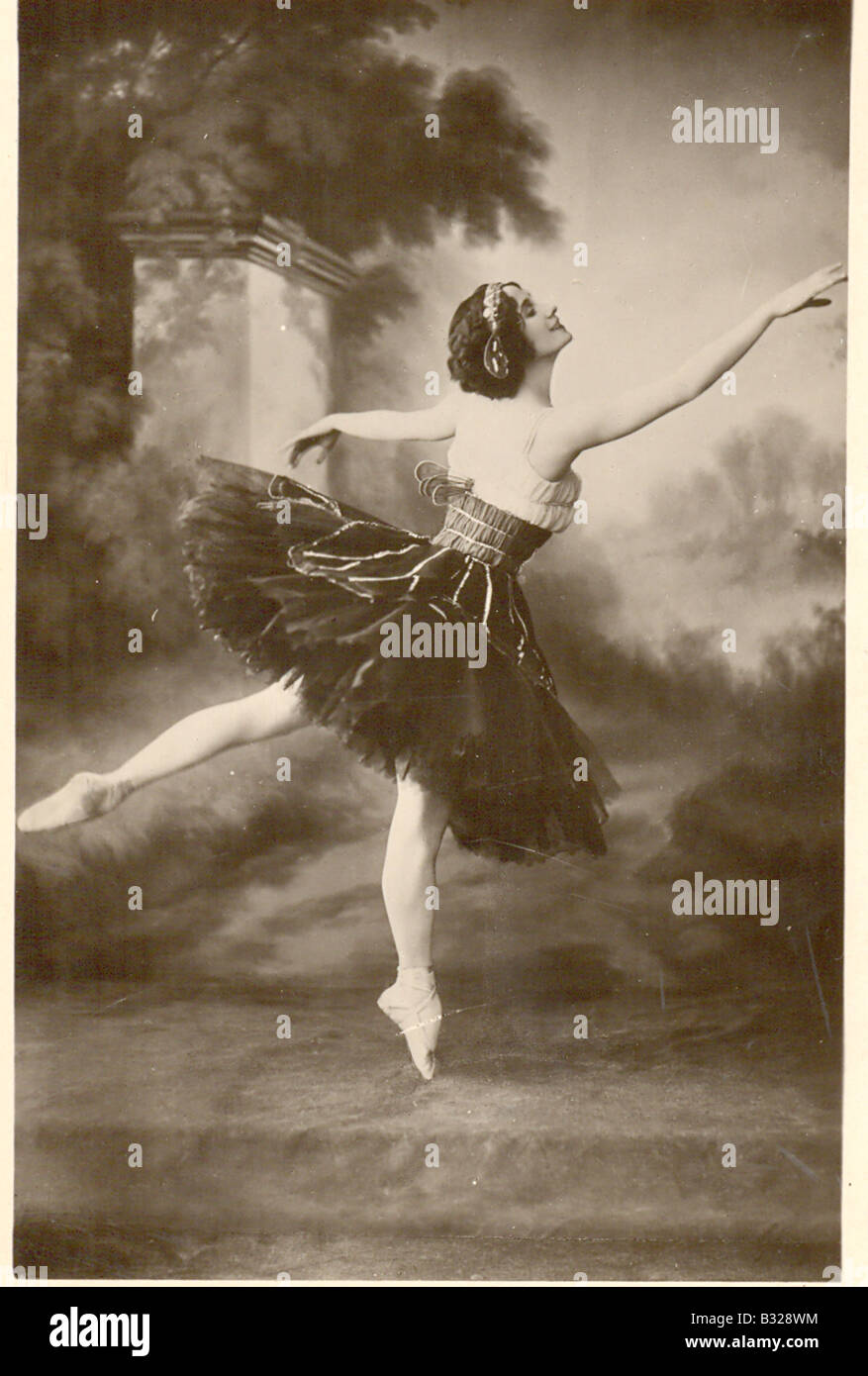 Photograph of Russian ballerina Anna Pavlova 1881-1931 circa 1910 Stock Photo
