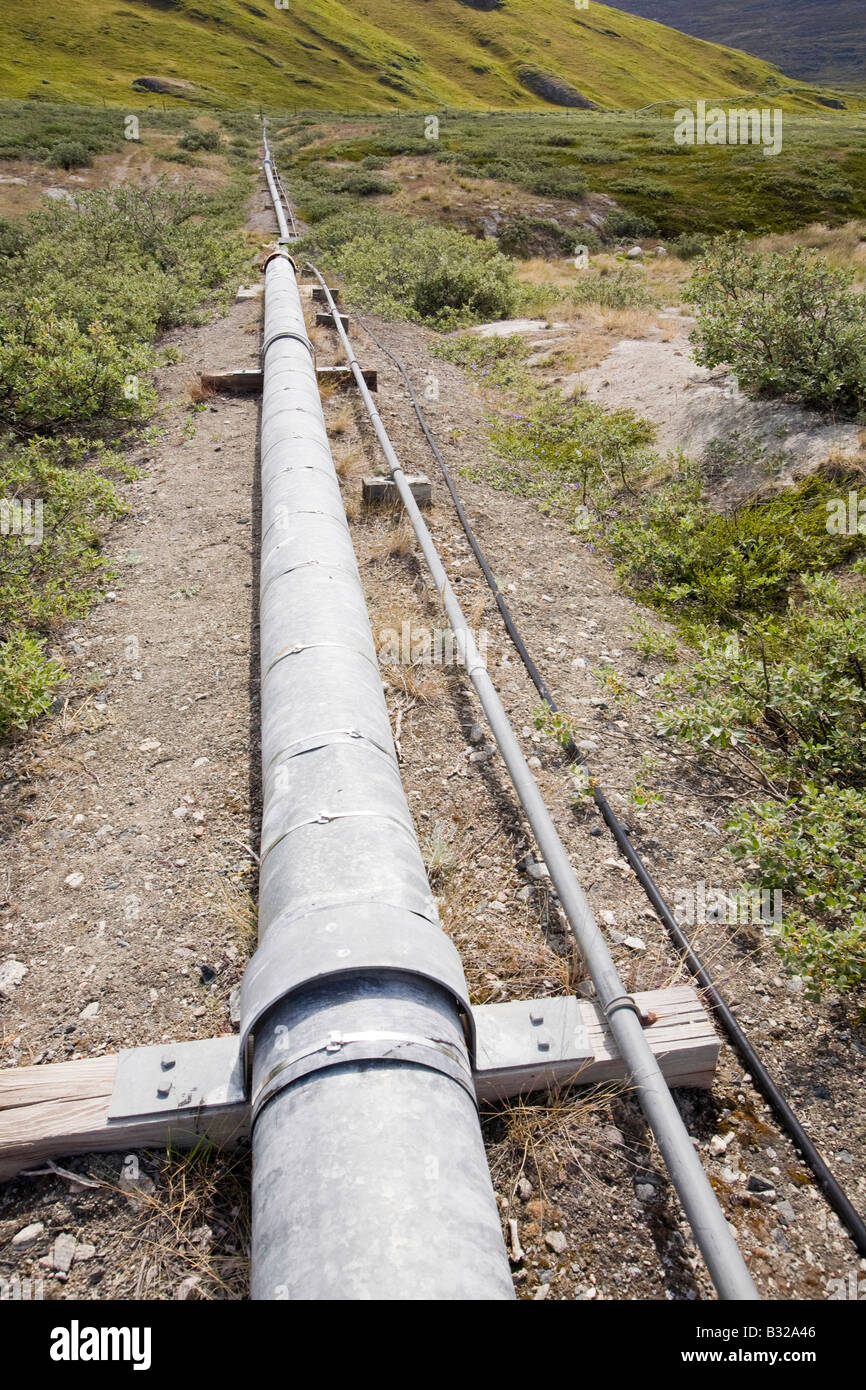 A pipeline across the tundra at Kangerlussuag in Greenland Stock Photo