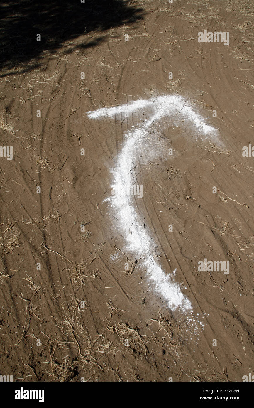 White arrow on ground pointing hires stock photography and images Alamy