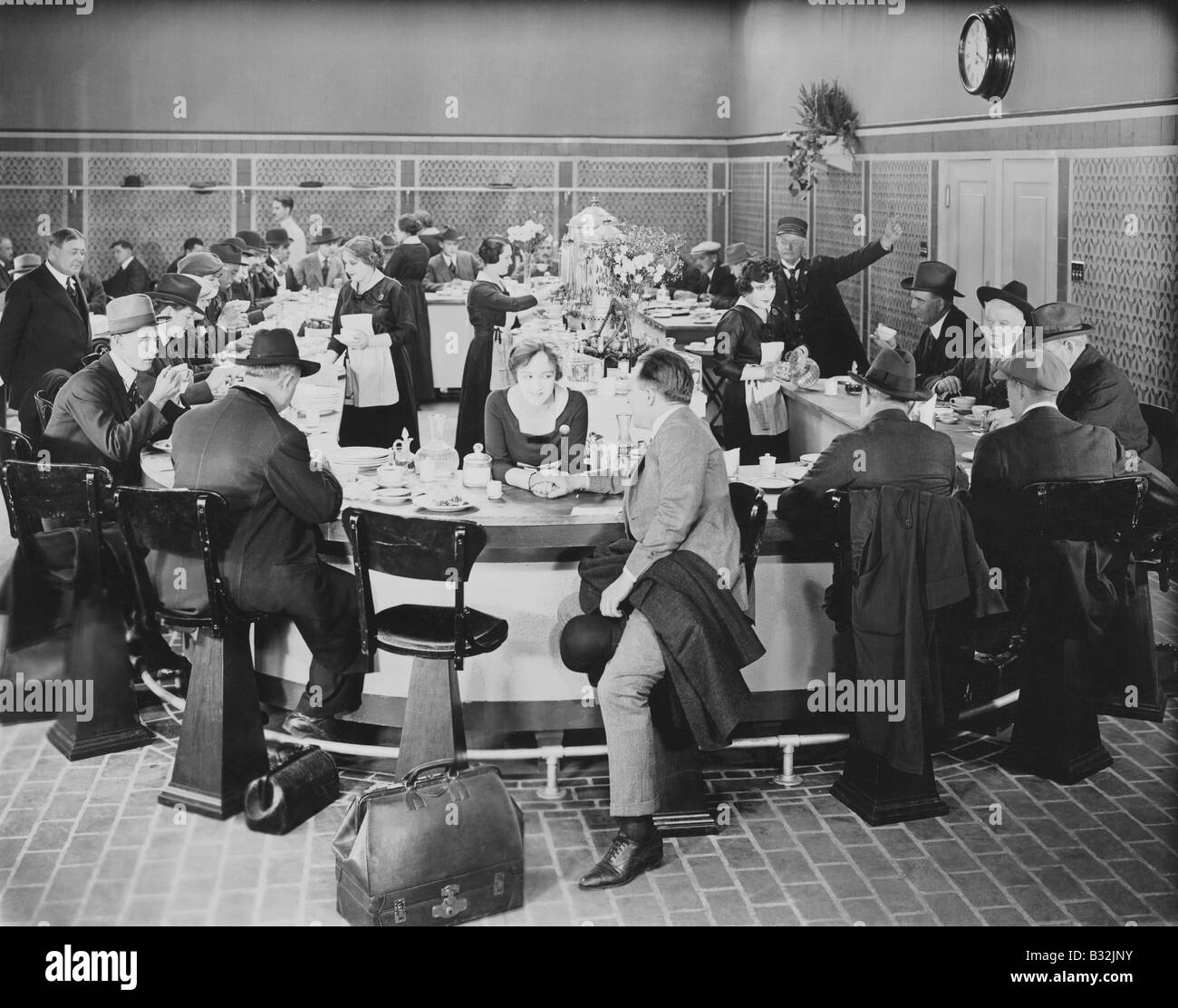 Diner diners dine Black and White Stock Photos & Images Alamy