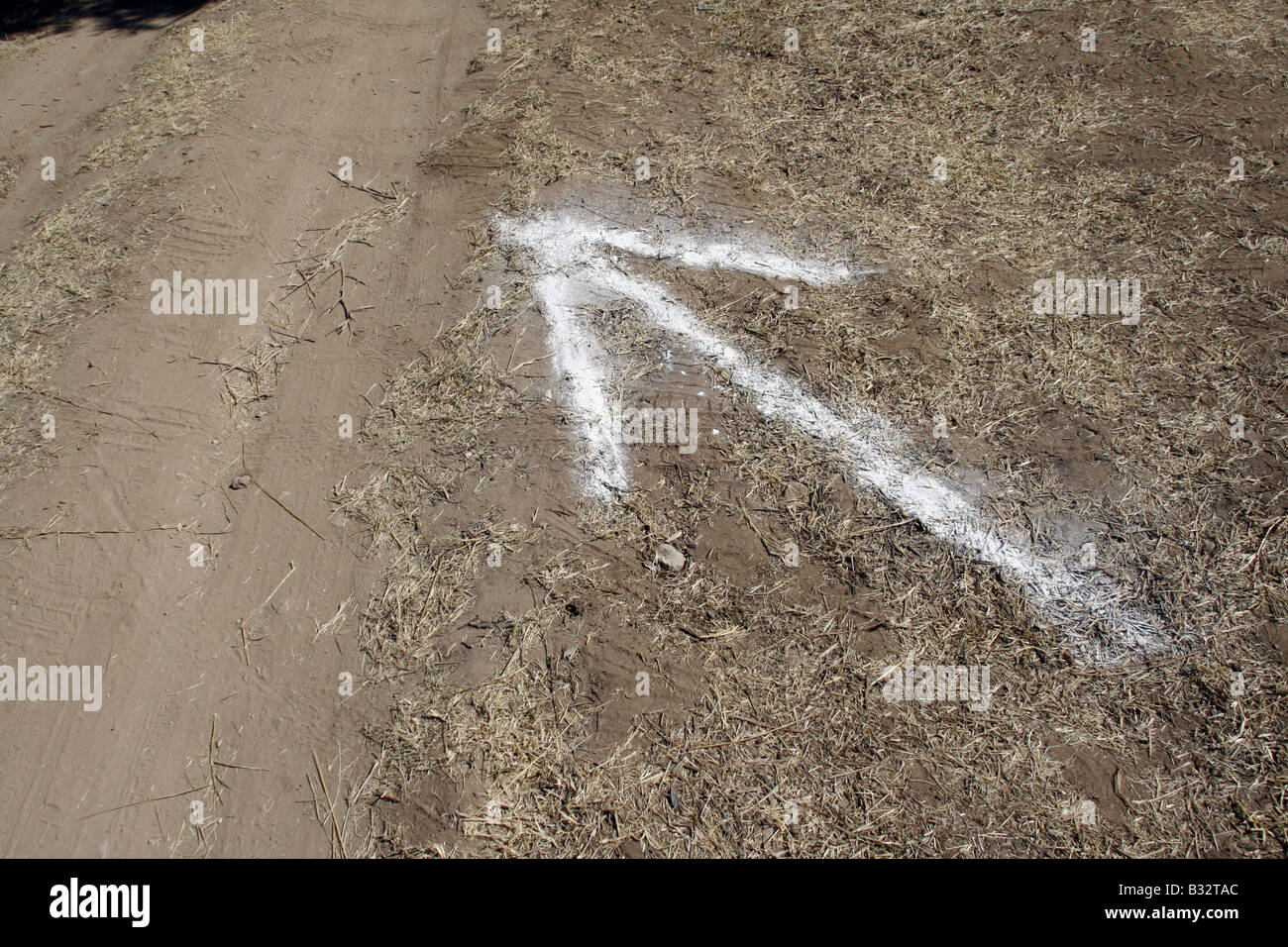 Up arrow in chalk hi-res stock photography and images - Alamy