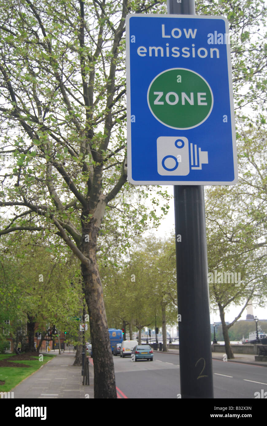 Emission zone London sign road cars pollution eco green Stock Photo Alamy