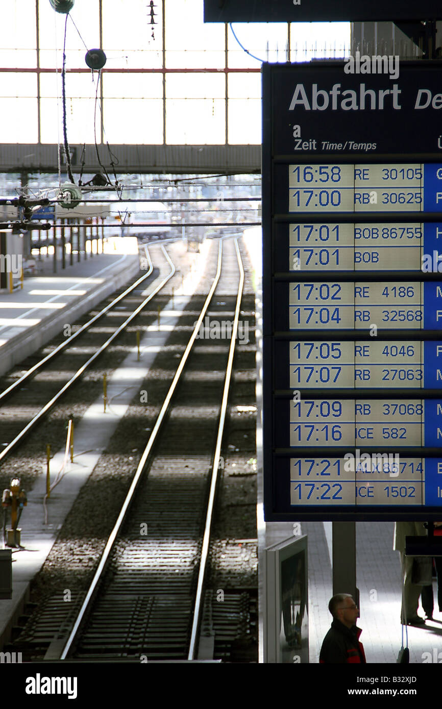 Munich main station Stock Photo Alamy