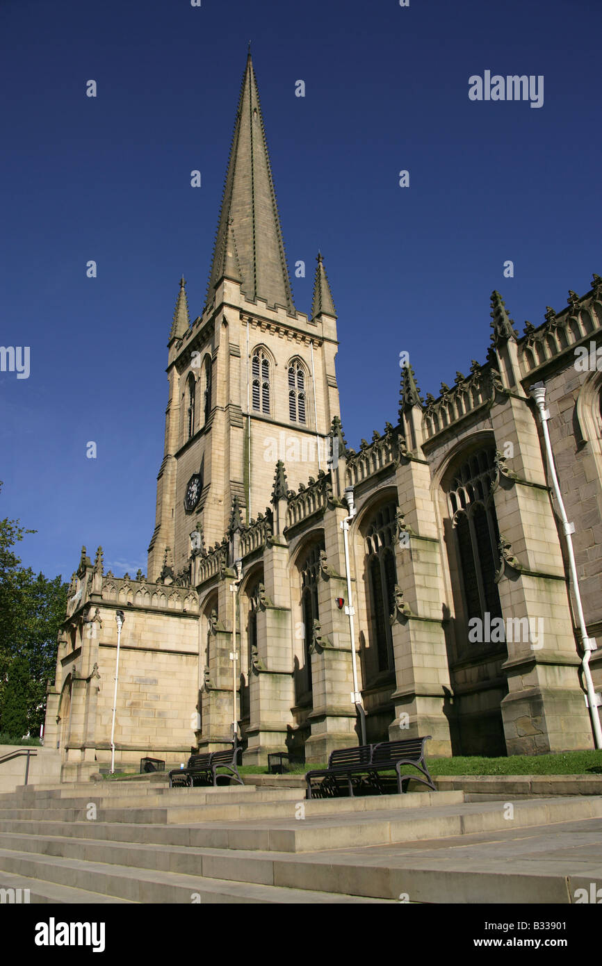 City of Wakefield, England. View of the spire and south facade of Wakefield Cathedral. Located in Wakefield’s city centre. Stock Photo