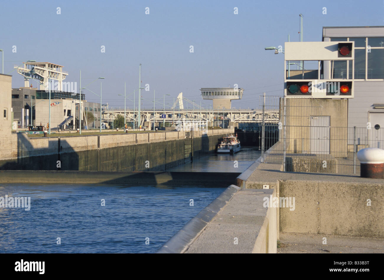 Water power plant freudenau on the danube hi-res stock photography and  images - Alamy