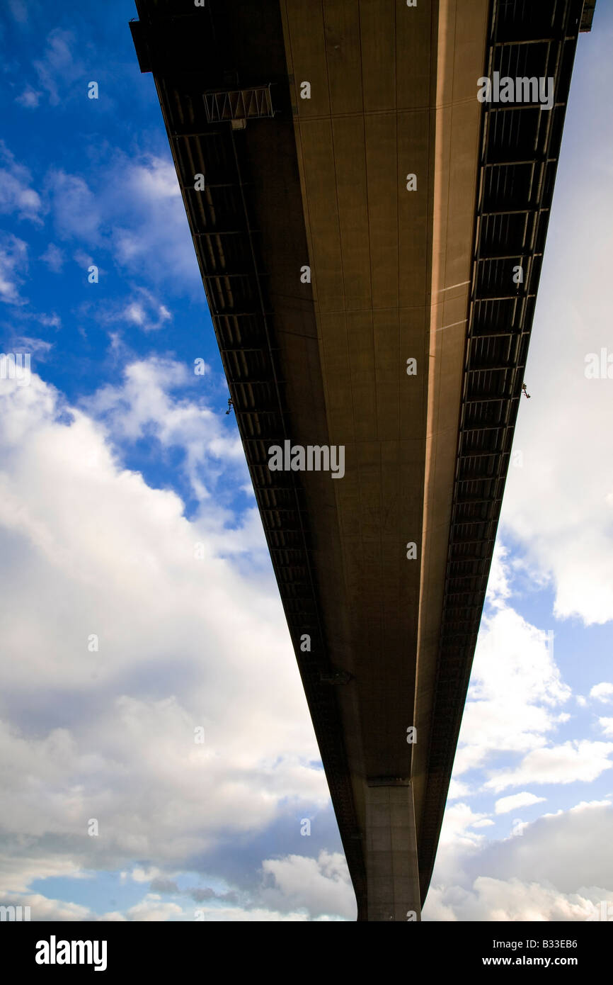 Underside of motorway bridge hi-res stock photography and images - Alamy