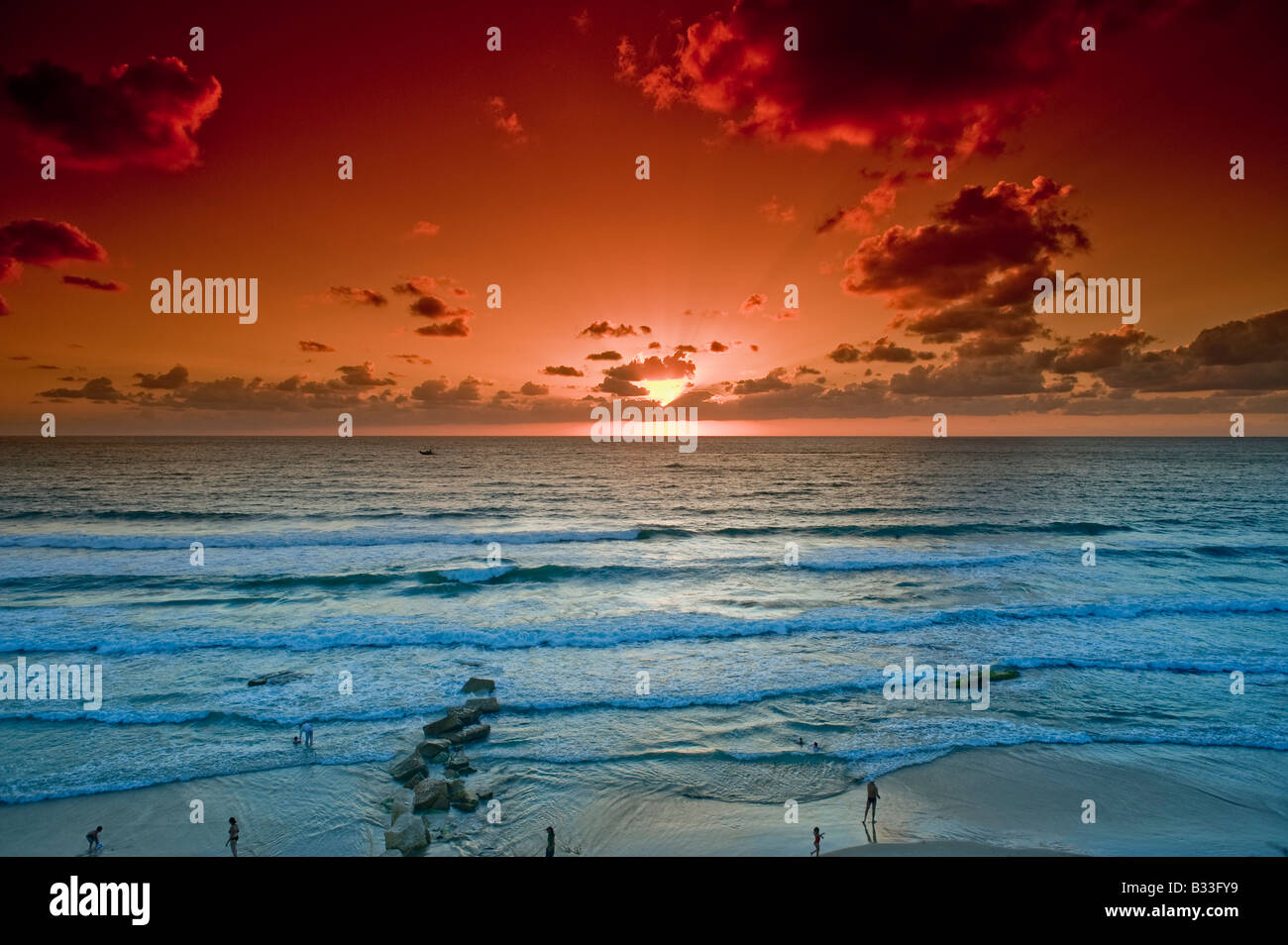 beautiful sunset at the beach Stock Photo - Alamy