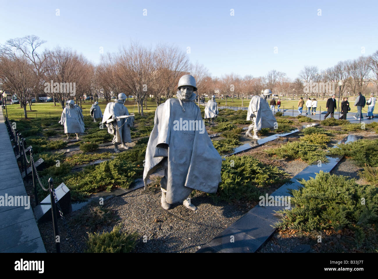North korean soldiers marching hi-res stock photography and images - Alamy