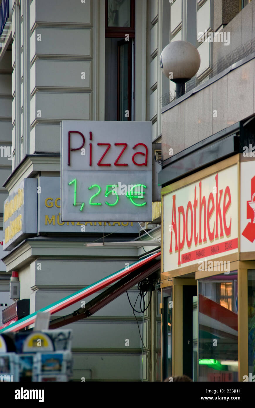 Berlin cooking hires stock photography and images Alamy
