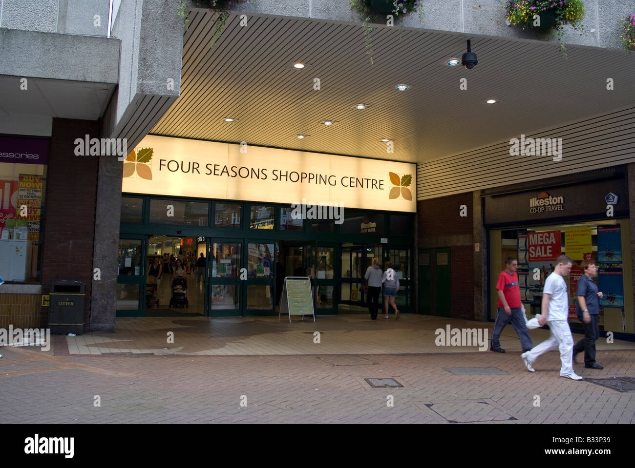 Four seasons shopping centre , Mansfield, Stockwell gate entrance Stock