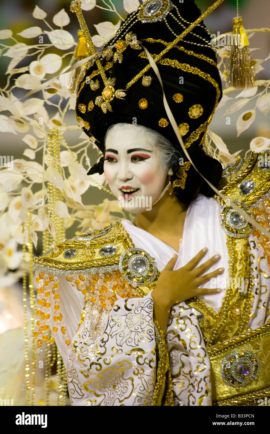 Woman rio carnival hi-res stock photography and images - Alamy