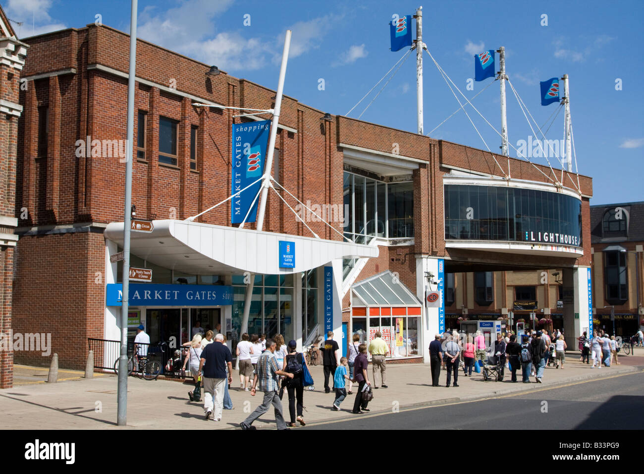 great yarmouth town centre high street shop summer east anglia norfolk