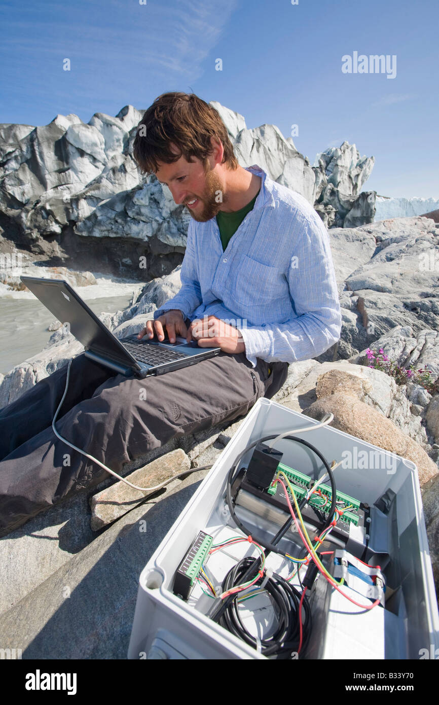 Scientist climate change computer hi-res stock photography and images ...