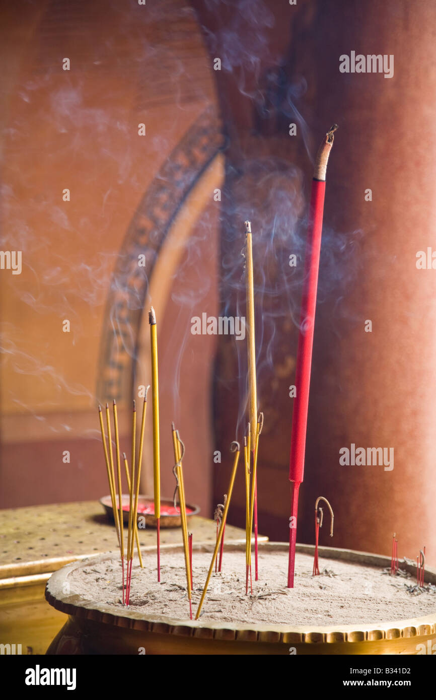 Vietnamese pagoda hi-res stock photography and images - Alamy