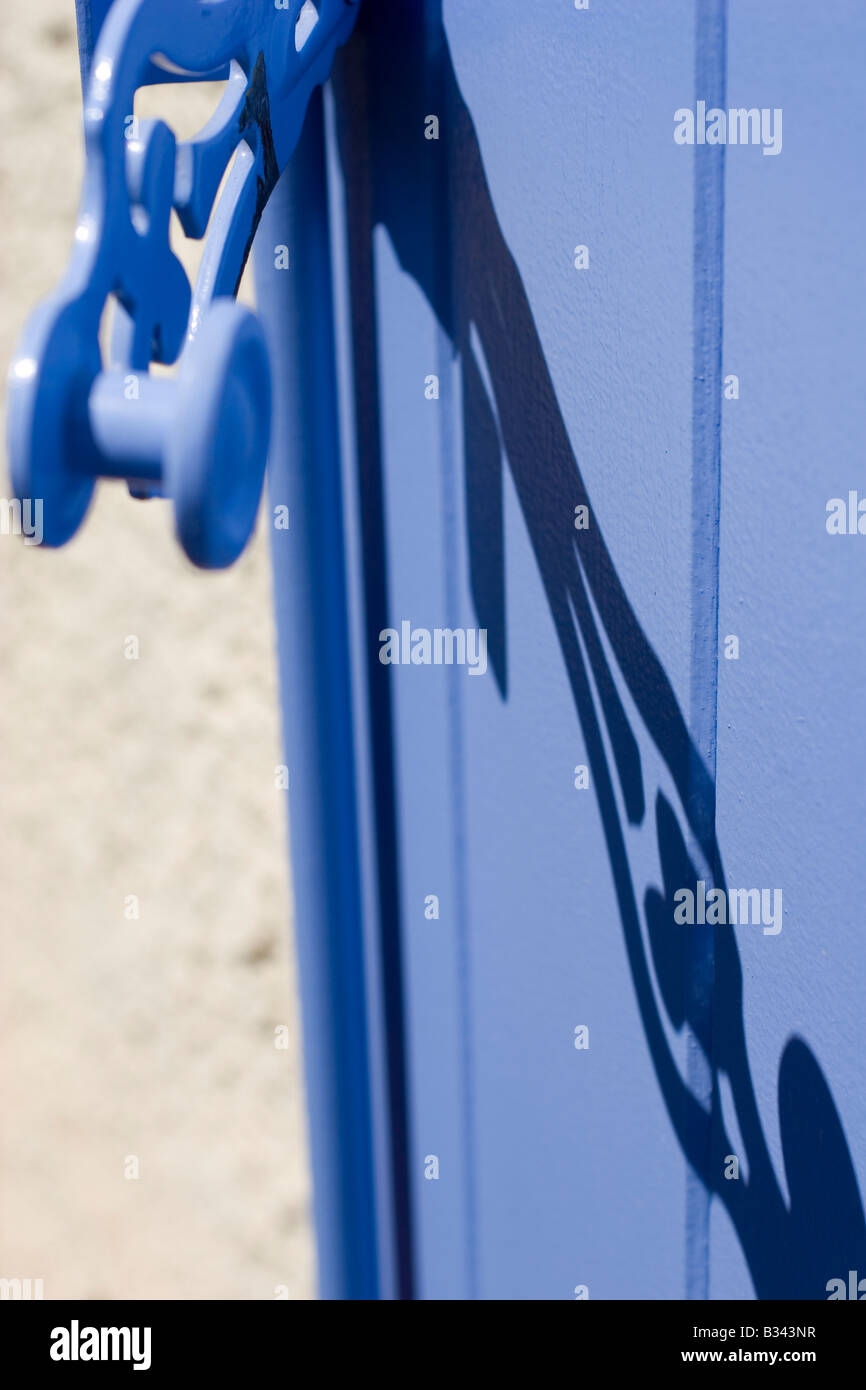Shutter Pic Shutter mechanism hi-res stock photography and images - Alamy