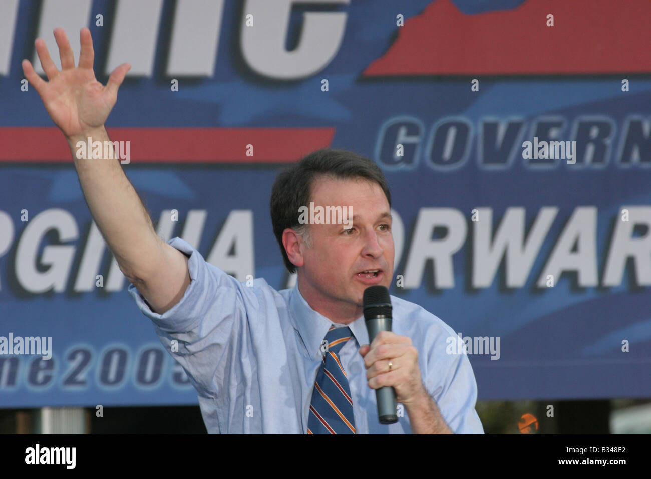 Senator Creigh Deeds campaigning for Attorney general of Virginia in