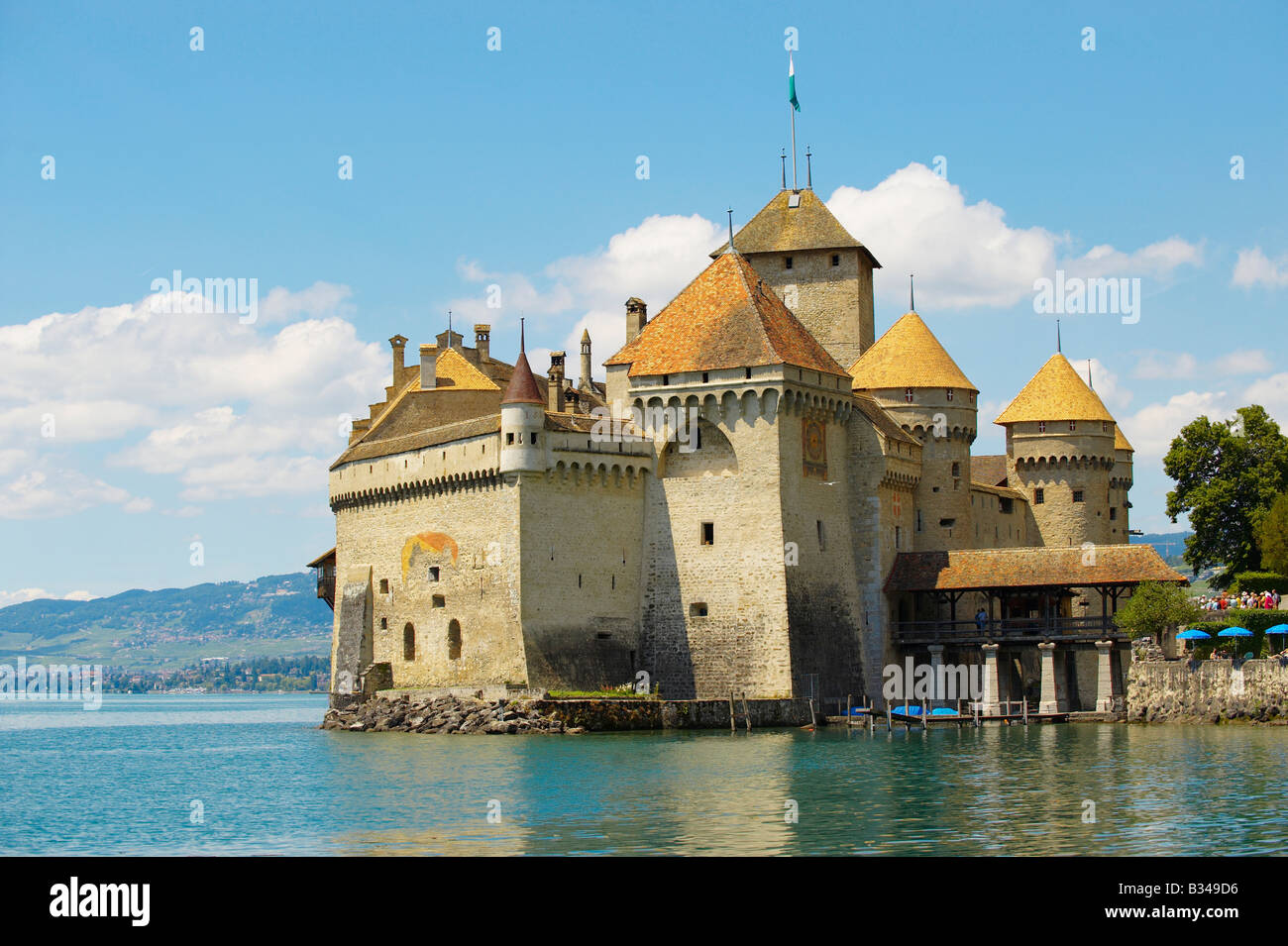 Chateaux Chillon castle on Lac Leman, Montreux, Vaud Switzerland Stock Photo