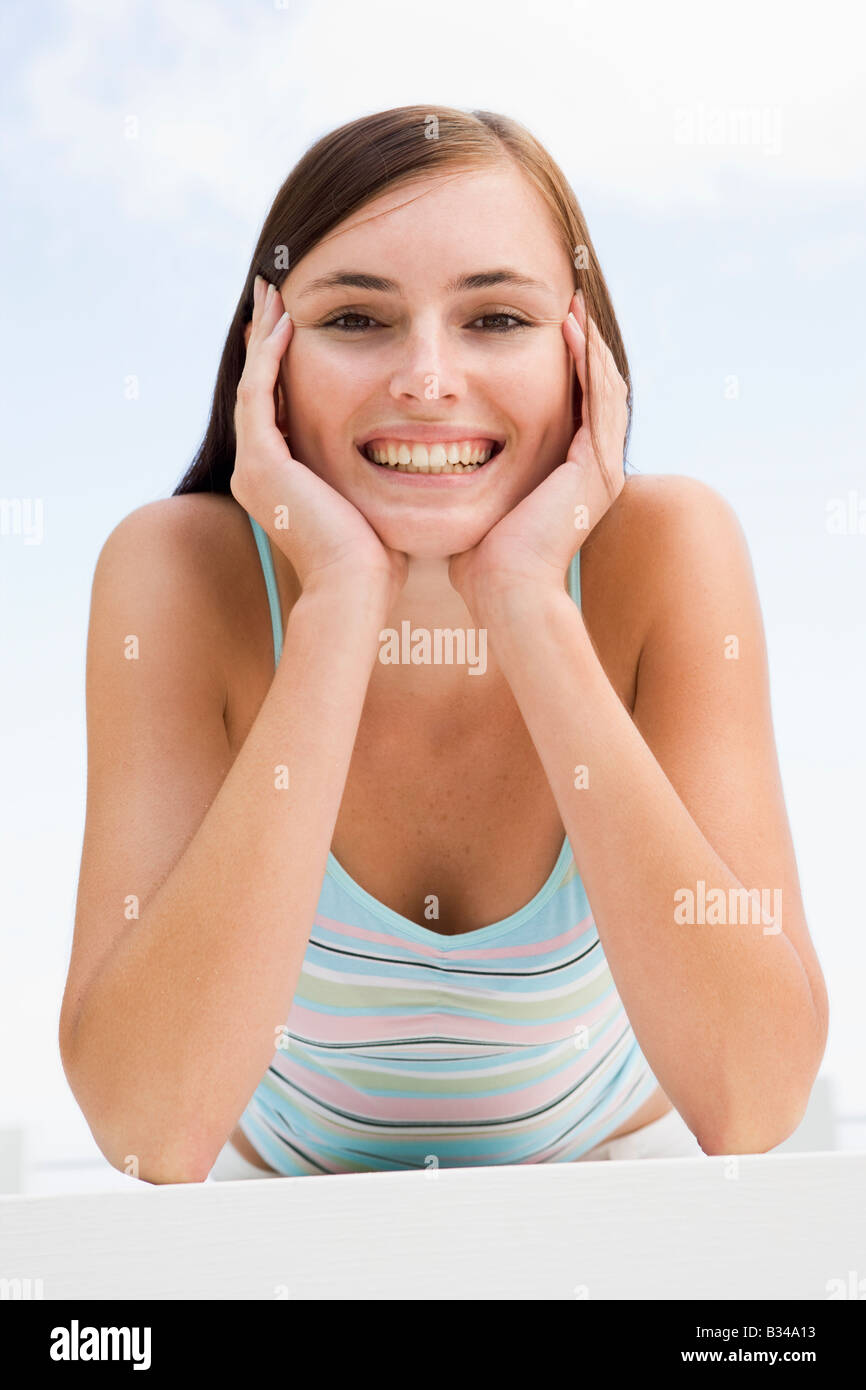 Portrait posing hi-res stock photography and images - Alamy