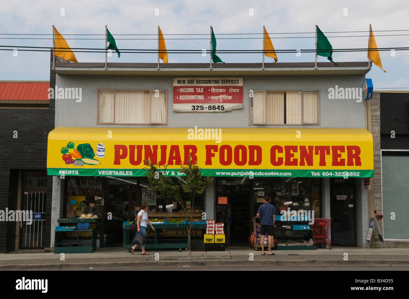 Indian market vancouver hi-res stock photography and images - Alamy