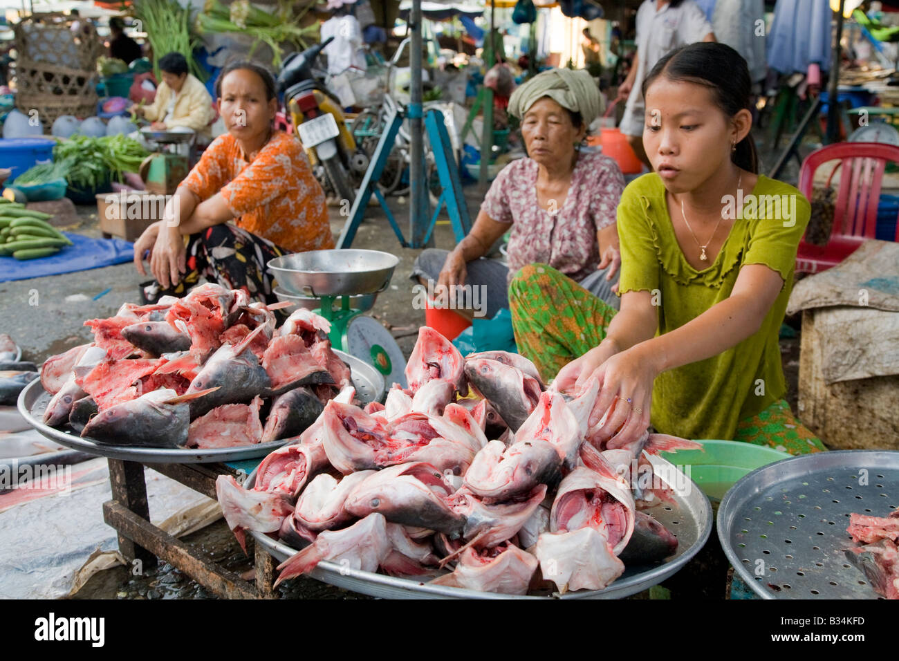 A stall of fish heads in a Vietnamese market Stock Photo