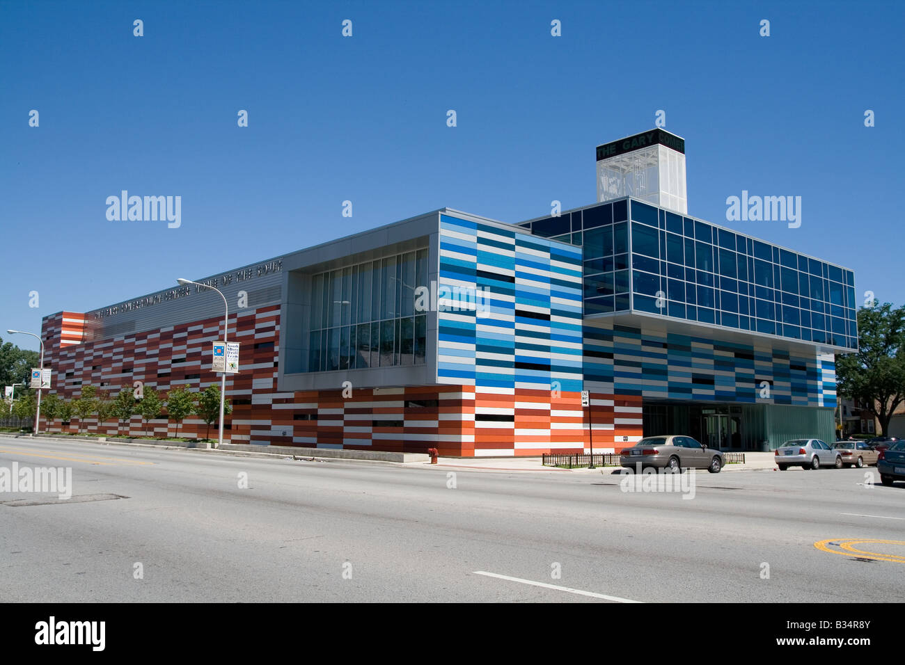 Chicago, IL Gary Comer Youth Center by John Ronan architects in Grand