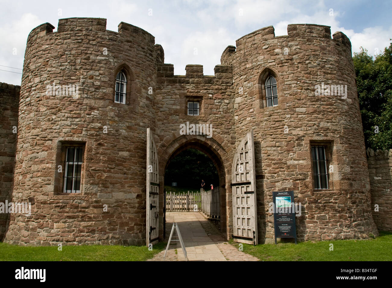 English heritage medieval victorian sign entrance to beeston castle hi
