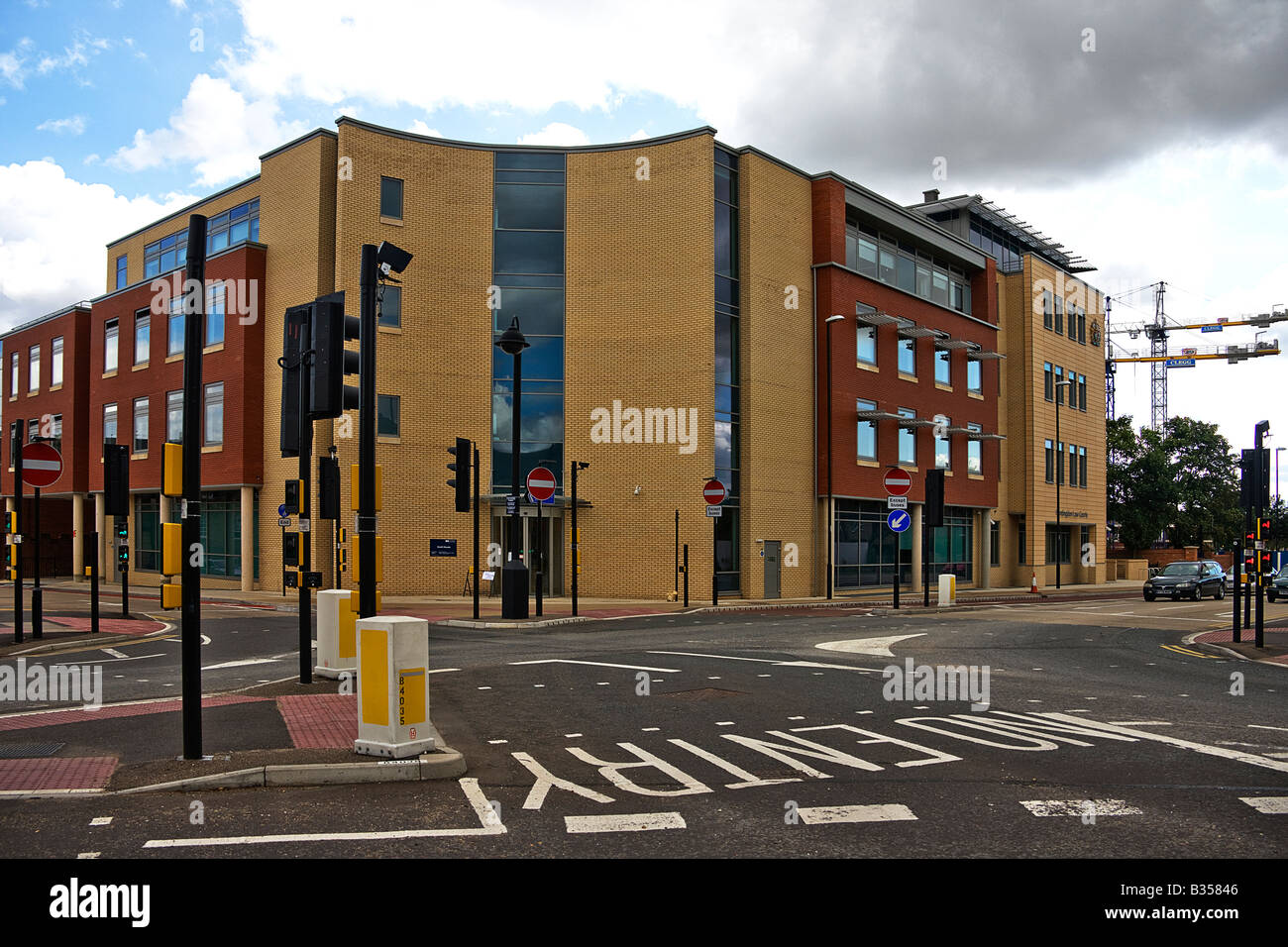 Scott house.Town hall & law courts. Huntingdon Stock Photo Alamy