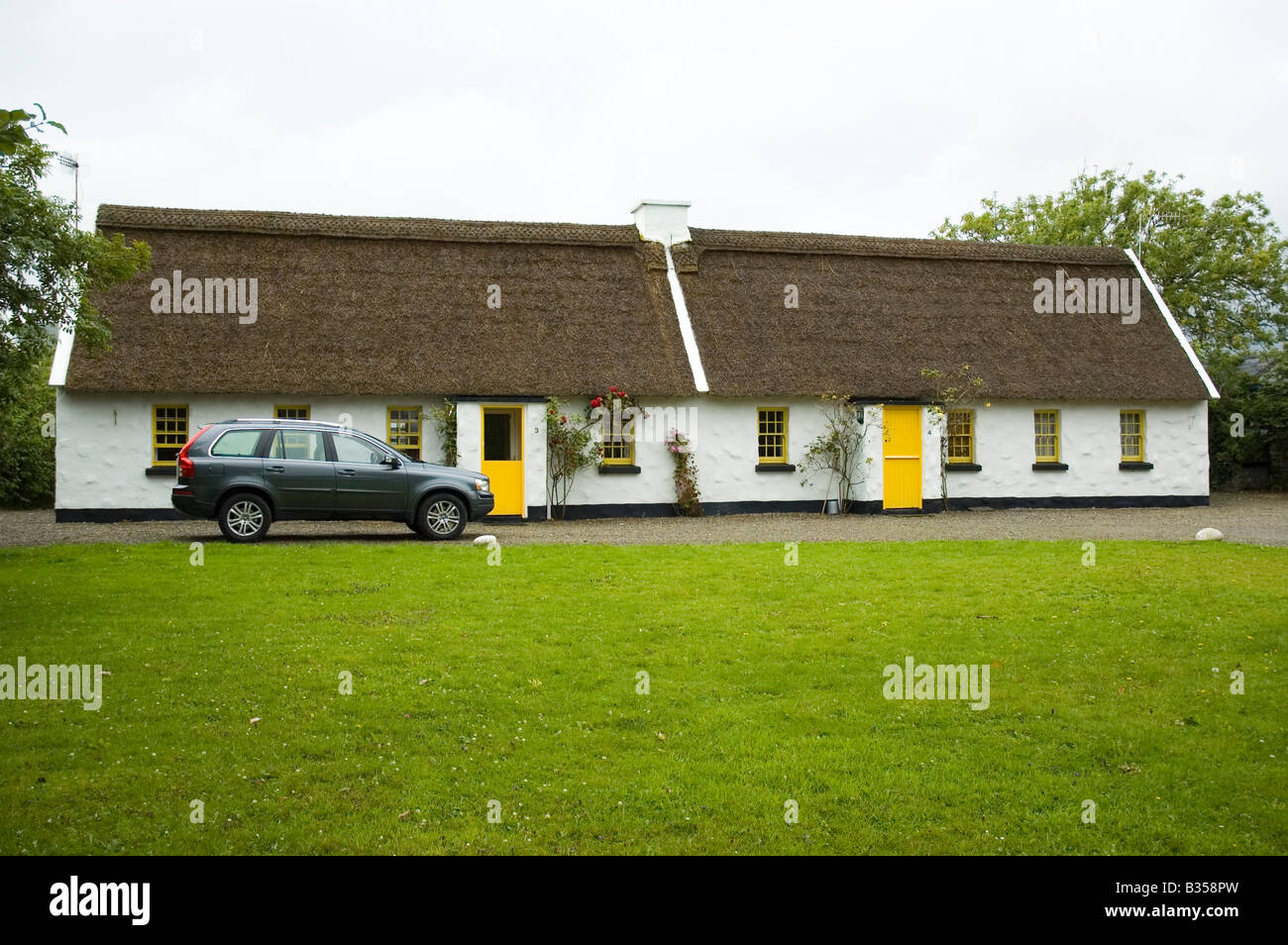 An Irish cottage available to rent for holiday, Ballyvaughan, County
