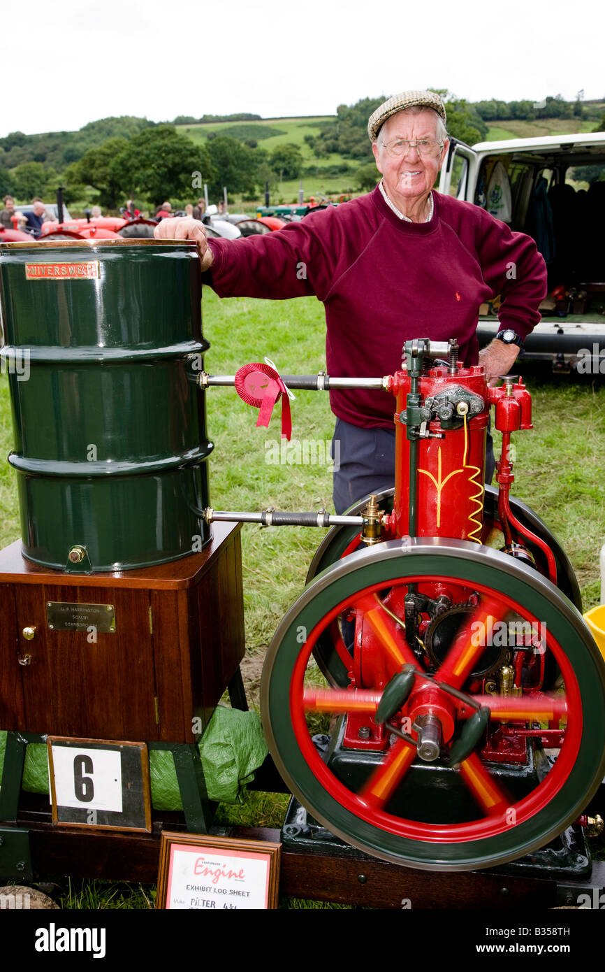 Pilter 1912 open crank 4 5 hp petrol engine at Rosedale Agricultural Show Stock Photo