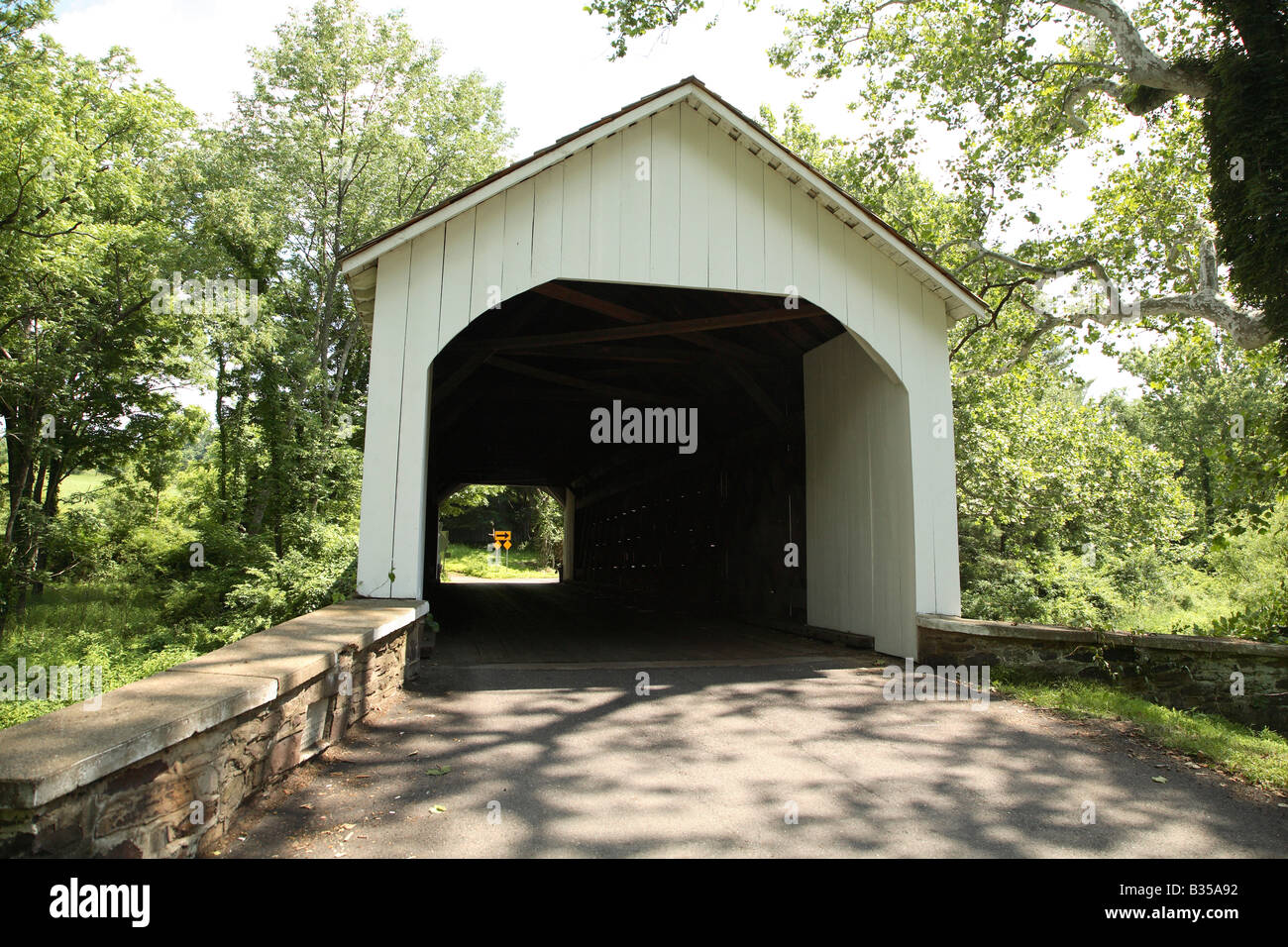 Loux Covered Bridge White wooden board structure Stock Photo - Alamy