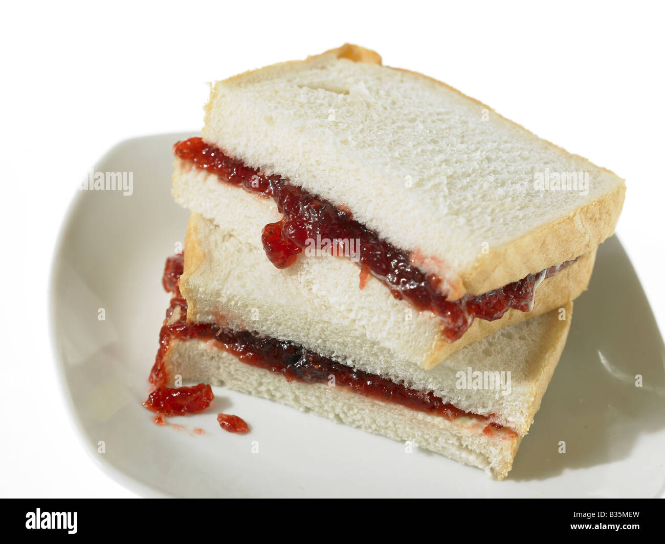Jam Sandwich On White Bread Stock Photo 19180193 Alamy jam-sandwich-on-white-bread-stock-photo-19180193-alamy