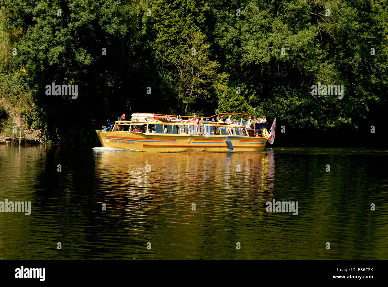 Boat trip on the River Wye at Symond's Yat Stock Photo Alamy