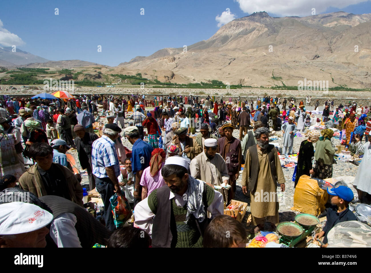 Afghan Sellers and Tajik Buyers at the Tajikistan Afghanistan Border