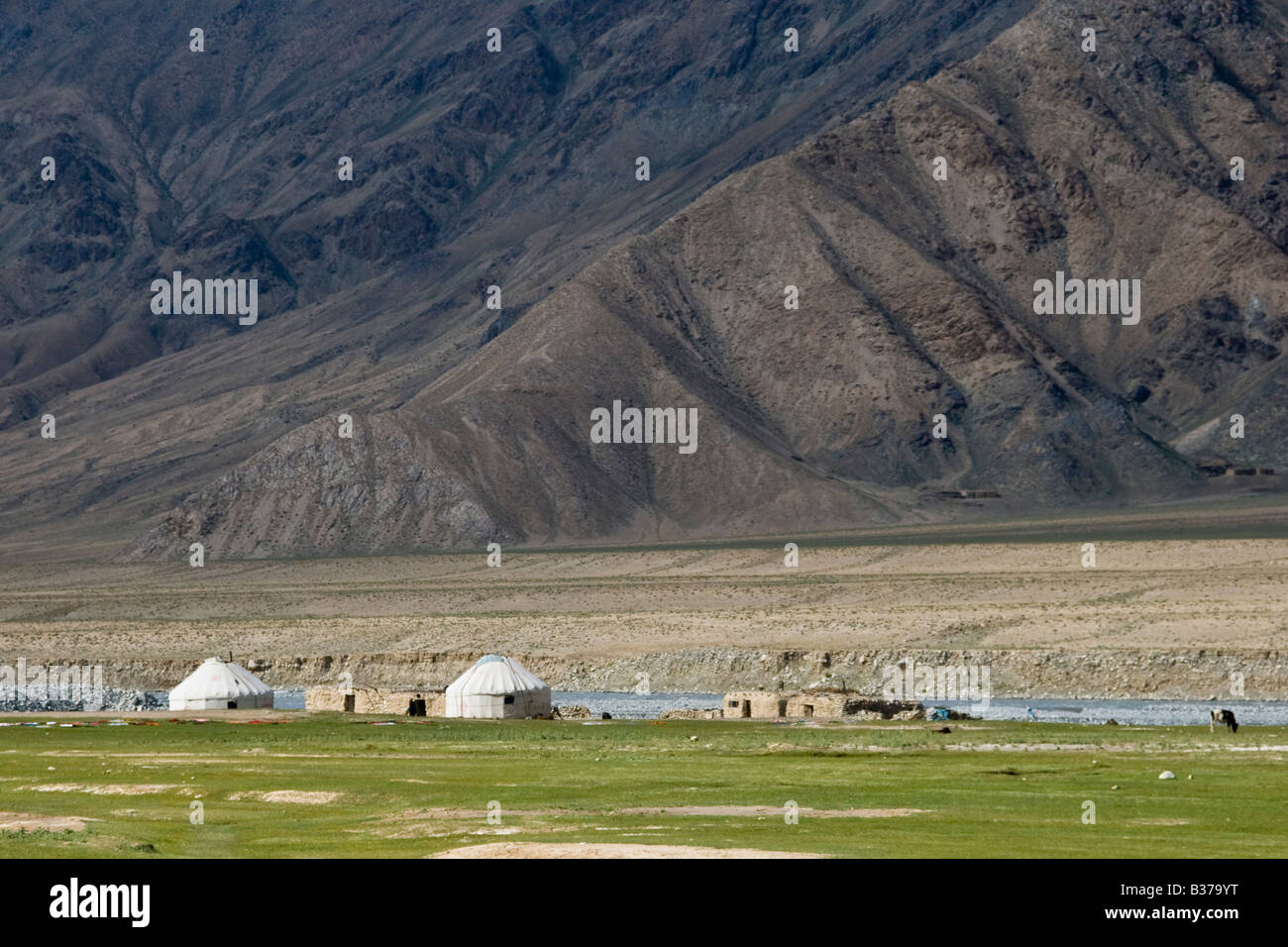 Kyrgyz Yurt in the Mountains on the China Side of the Karakoram Highway Stock Photo