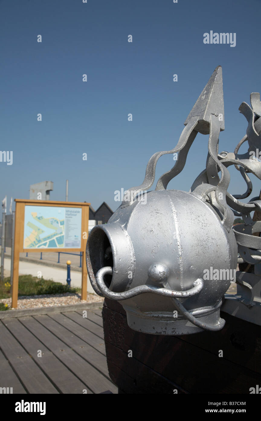 Divers helmet hi-res stock photography and images - Alamy