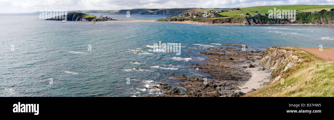 views of the devon coast from bantham to thurlestone the south hams from the south west devon footpath Stock Photo